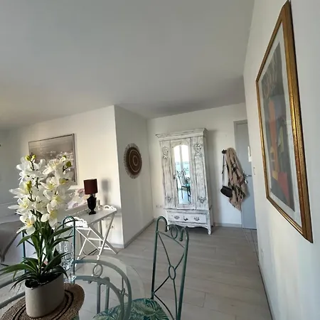 Centre With Private Sunny Terrace * Carcassonne