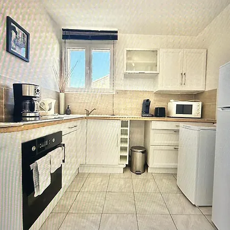 Centre With Private Sunny Terrace * Carcasona