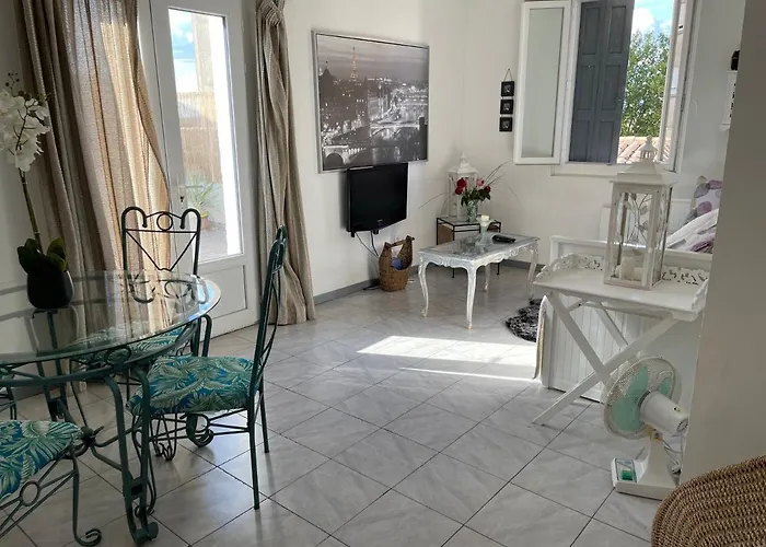 Centre With Private Sunny Terrace