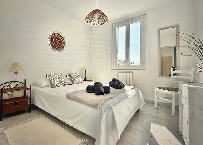 Centre With Private Sunny Terrace Apartamento