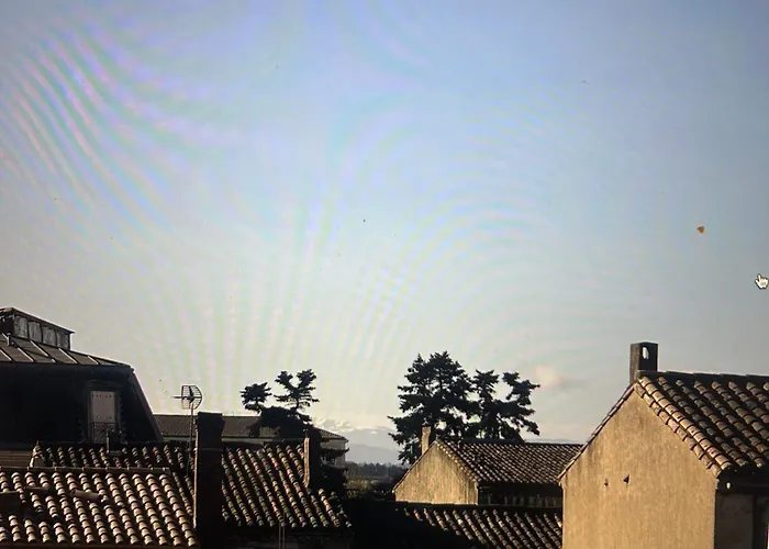 Centre With Private Sunny Terrace Carcasona